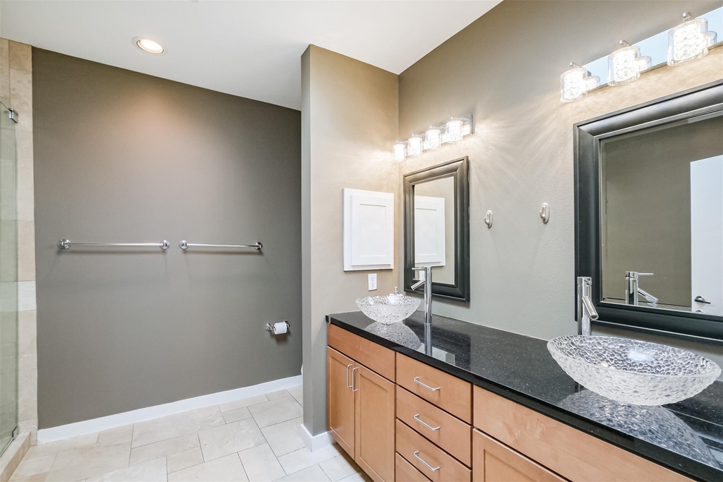2364 Arlington Street - Photo 28