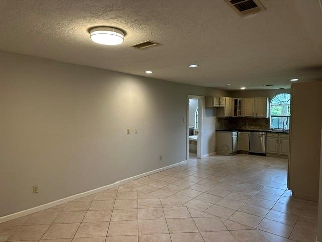 8370 Fm 1488 - Photo 4