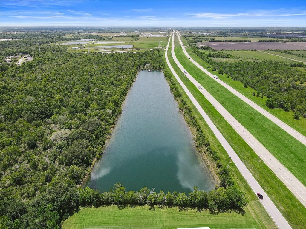 23725 N Highway 288 - Photo 3