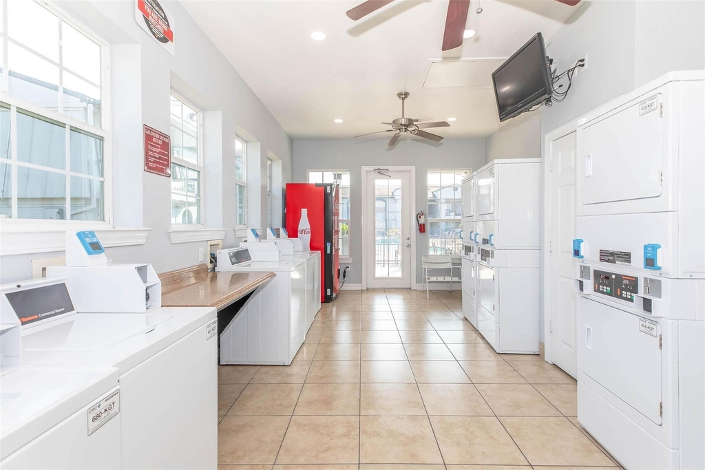 3802 Nasa Parkway - Photo 11