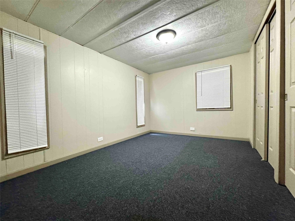 1718 W Dumble Street - Photo 5