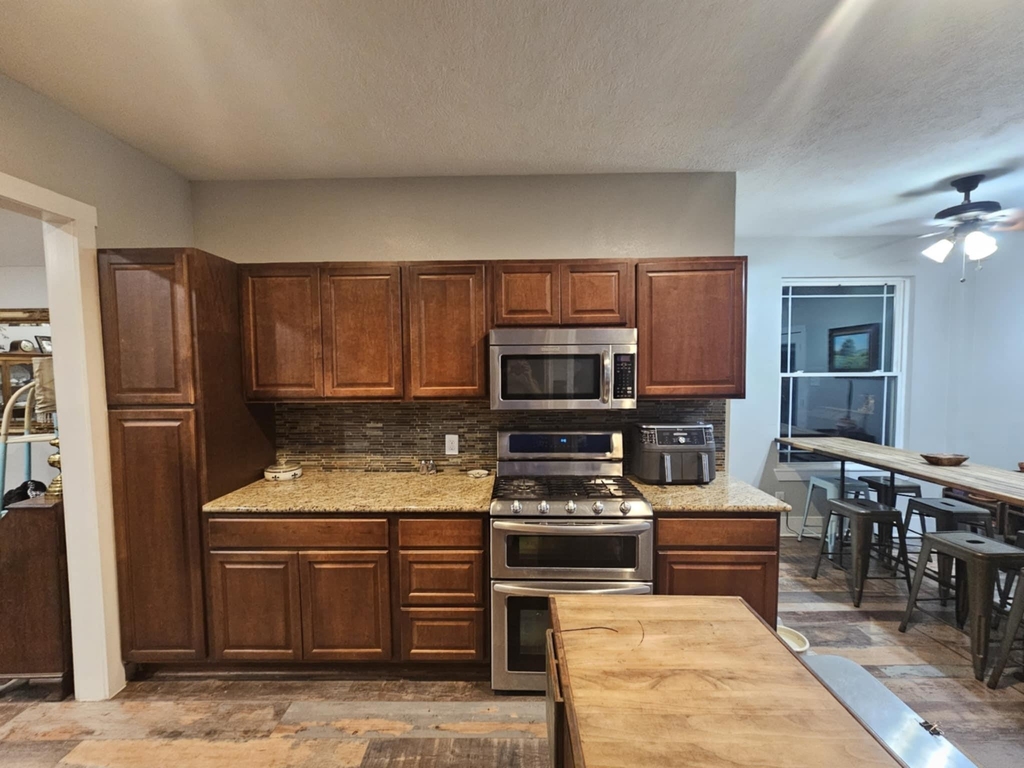 409 Perkins Avenue - Photo 2
