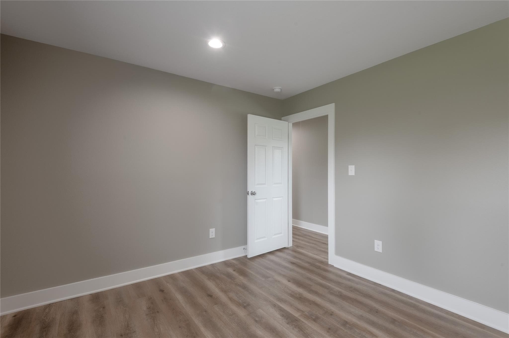 250 N Shady Oaks Drive - Photo 20
