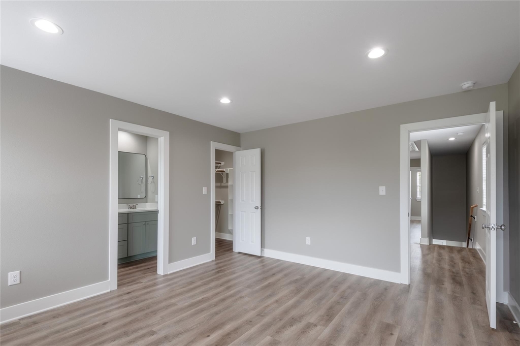 250 N Shady Oaks Drive - Photo 14