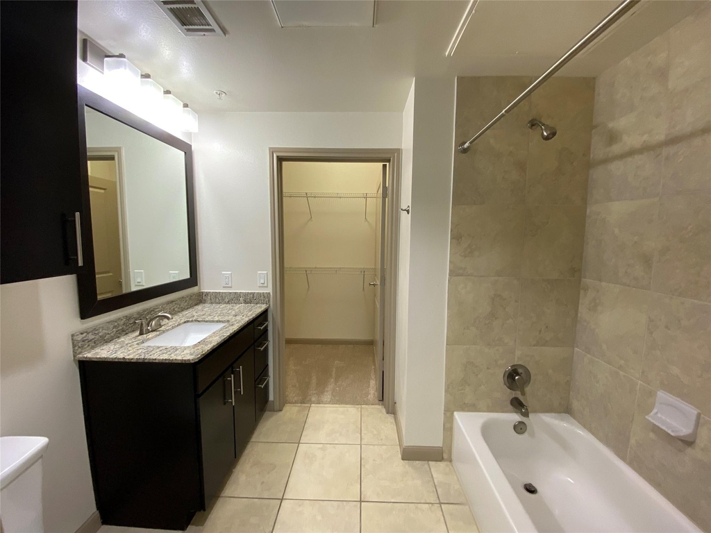 2700 Brazos Street - Photo 6