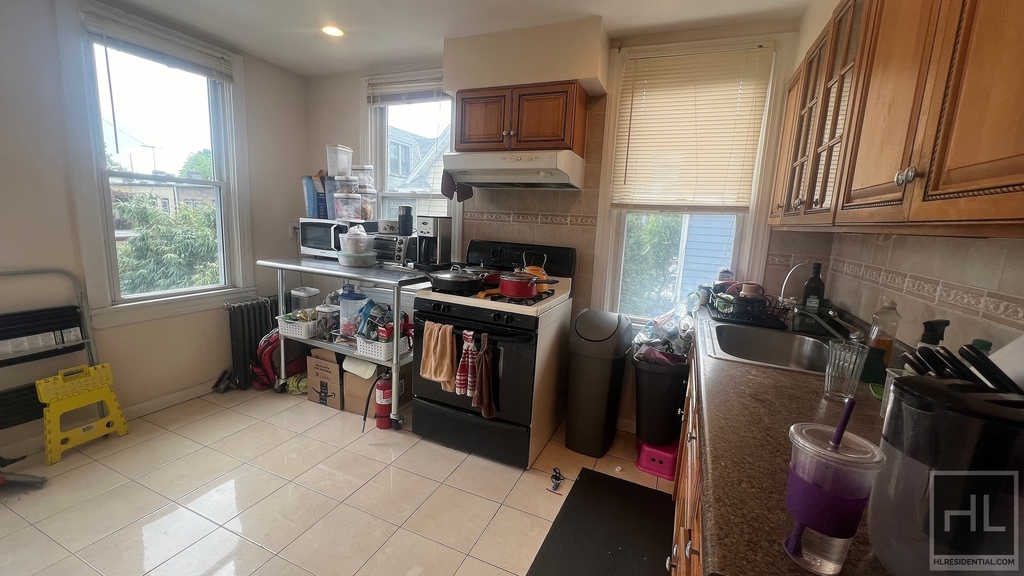 619 East 7 Street - Photo 11
