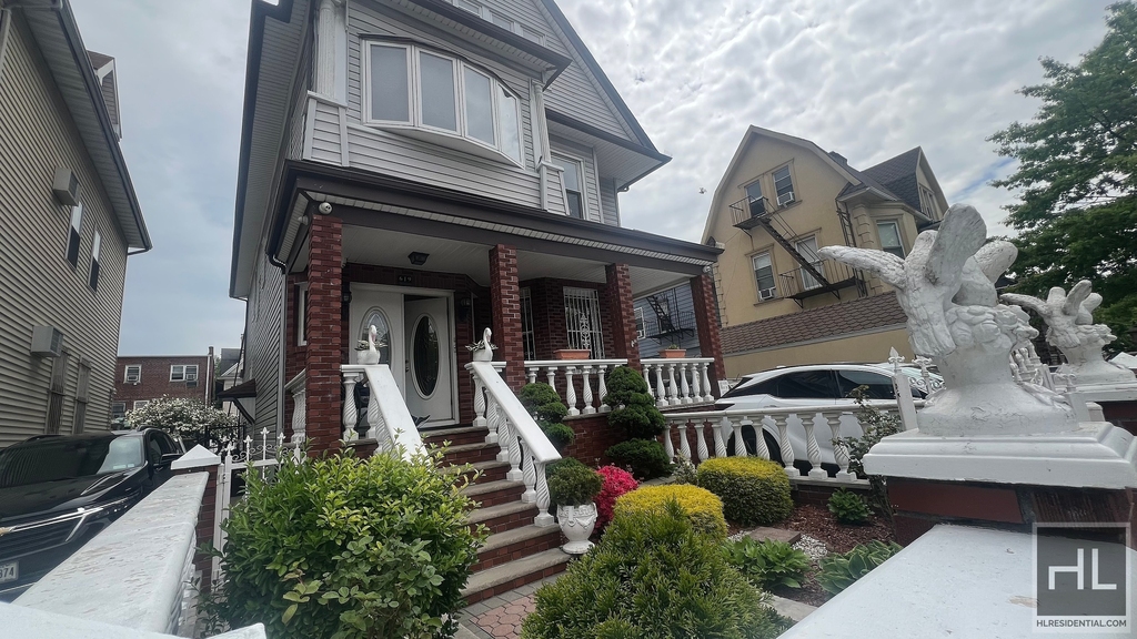 619 East 7 Street - Photo 18
