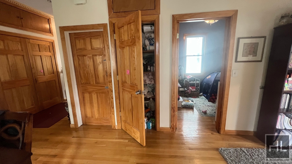619 East 7 Street - Photo 14