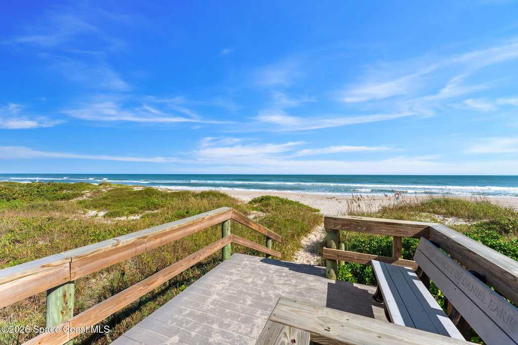 700 Wave Crest Avenue - Photo 4