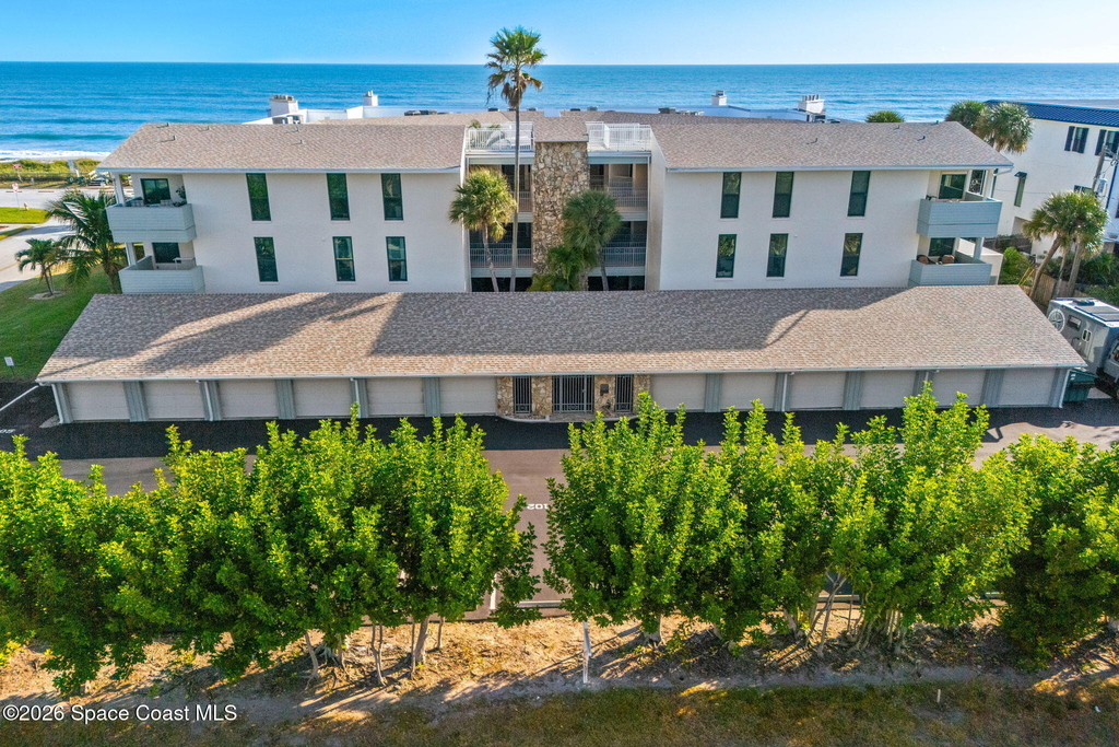 700 Wave Crest Avenue - Photo 2