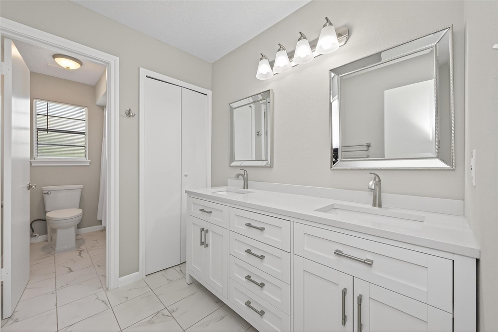 105 Glenmora Court - Photo 34