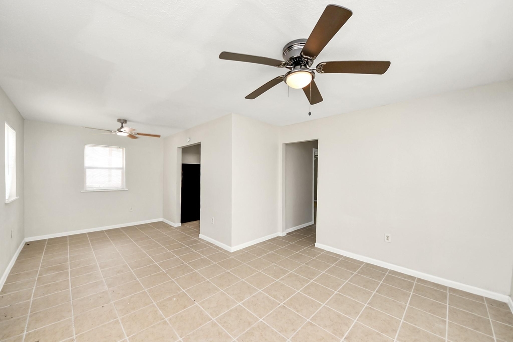 3910 Hoffman St - Photo 7