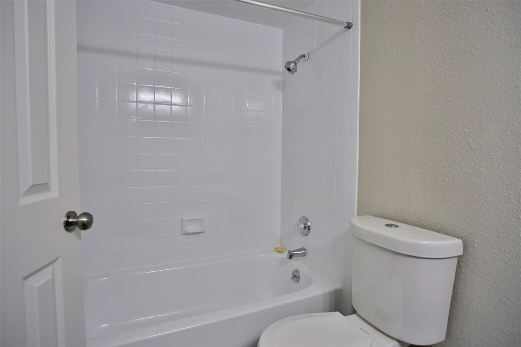 2700 S Dairy Ashford Road - Photo 13