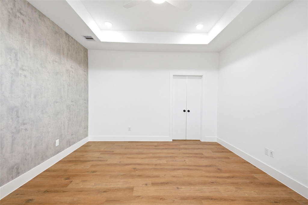 1307 Bayou Street - Photo 19