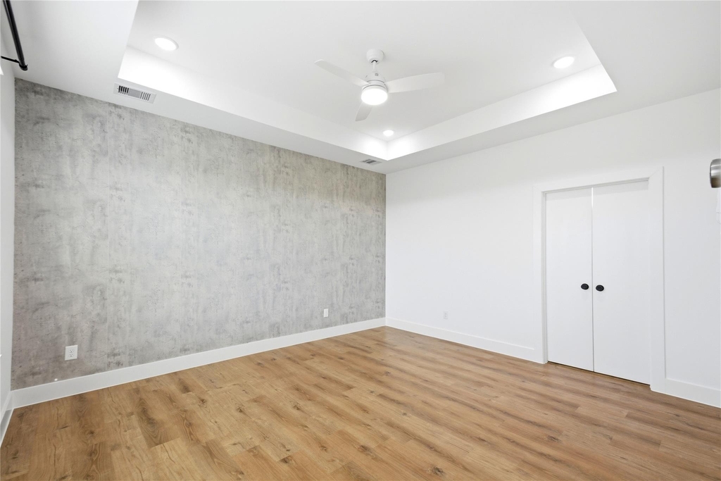 1307 Bayou Street - Photo 16