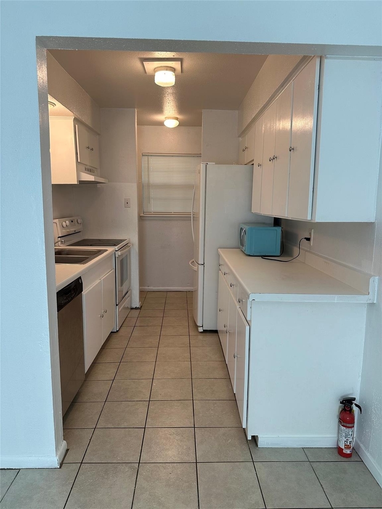 22195 E Martin Drive - Photo 6