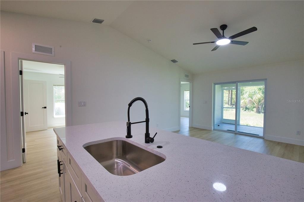 17147 Carleen Avenue - Photo 18