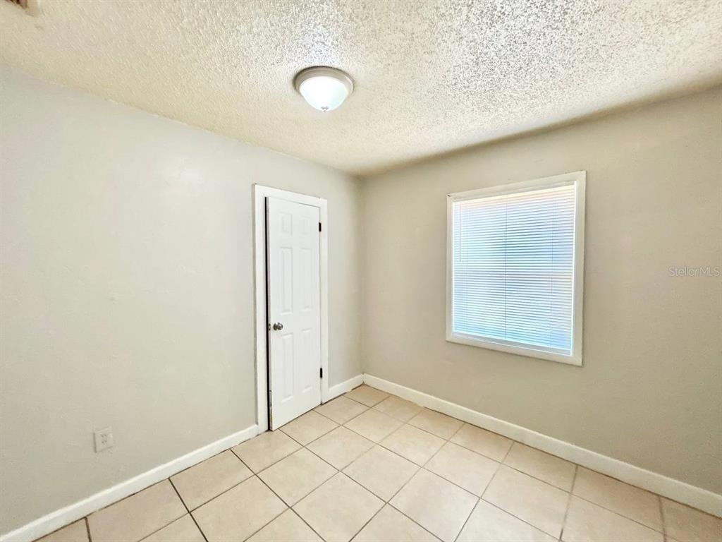 1311 Prescott Street S - Photo 19