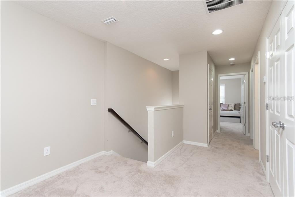 7083 Woodchase Glen Drive - Photo 9