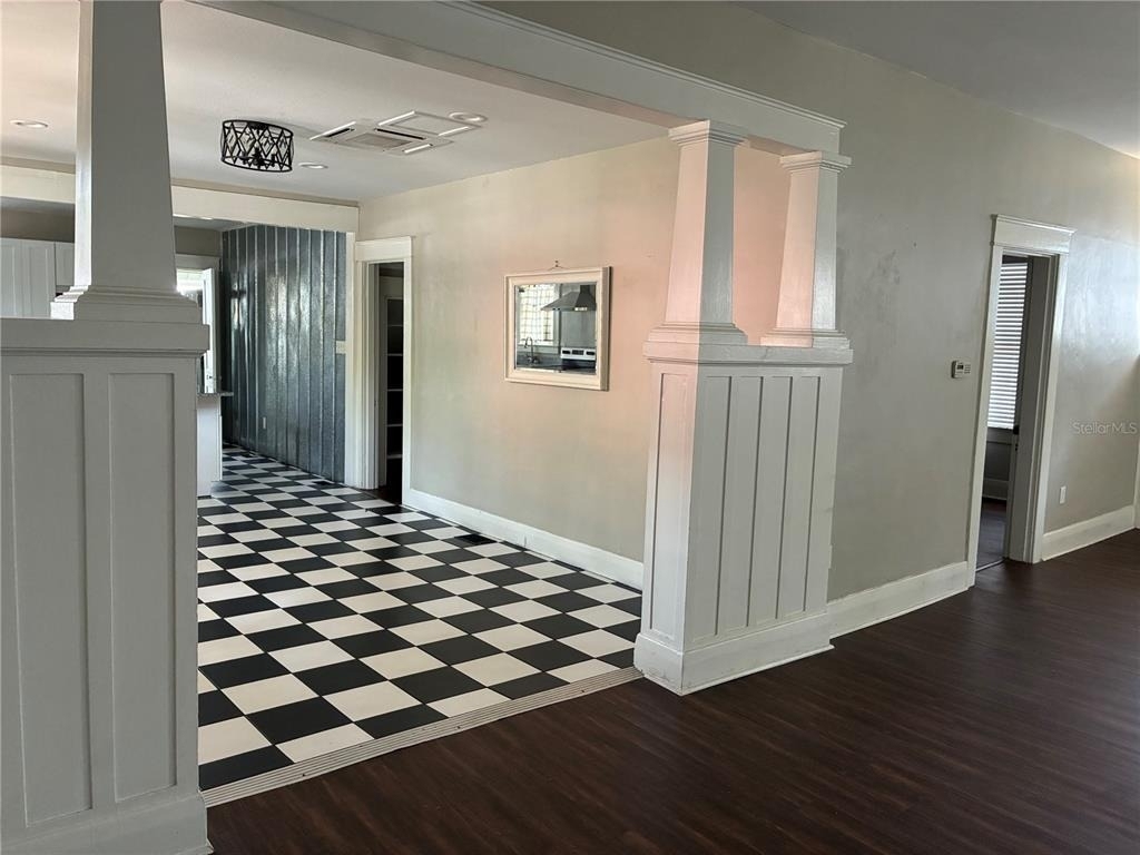 611 S Willow Avenue - Photo 7