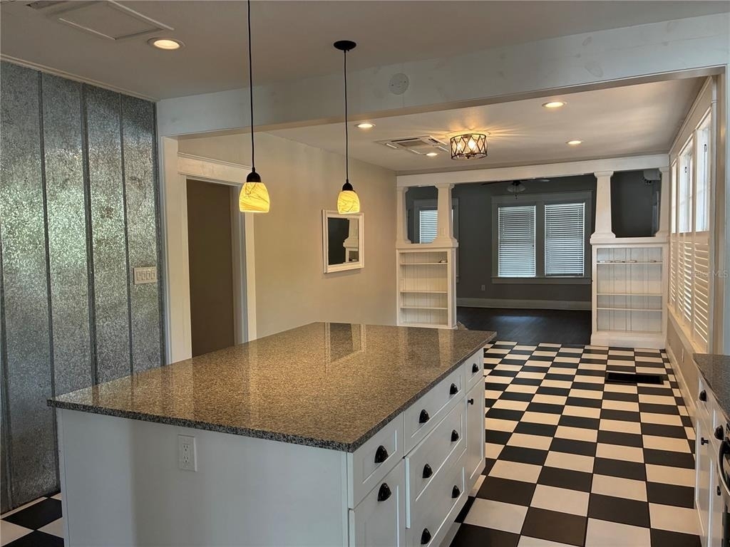 611 S Willow Avenue - Photo 18