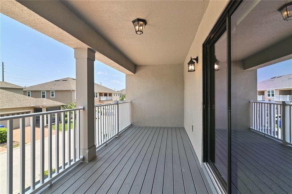 2913 Windmill Dr - Photo 2