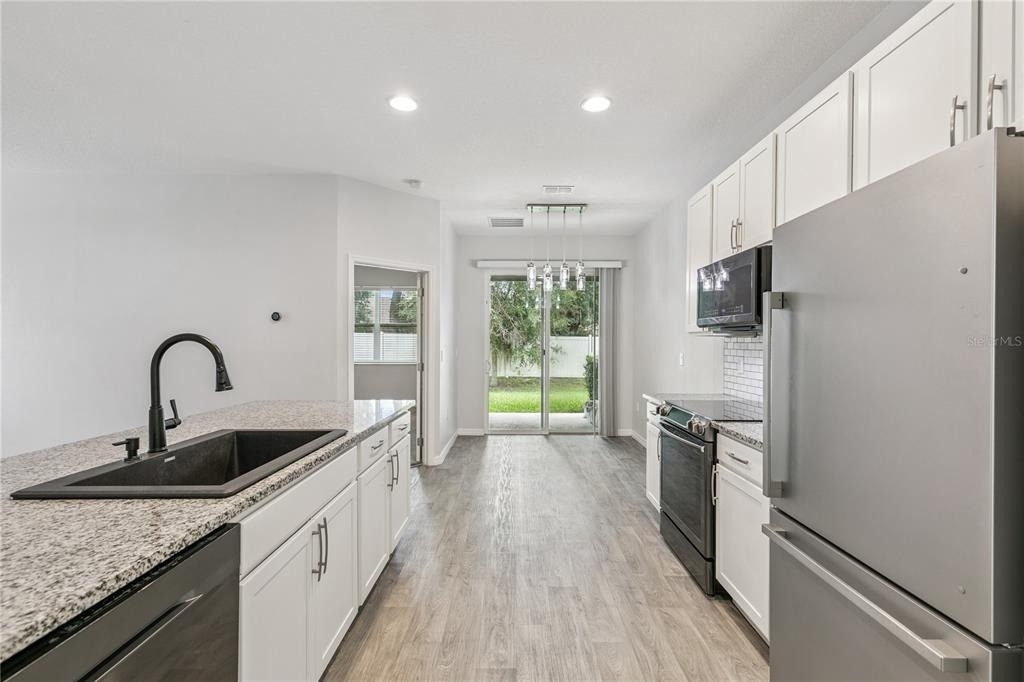 1863 Shumard Avenue - Photo 12