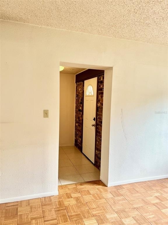 718 Buckminster Circle - Photo 1