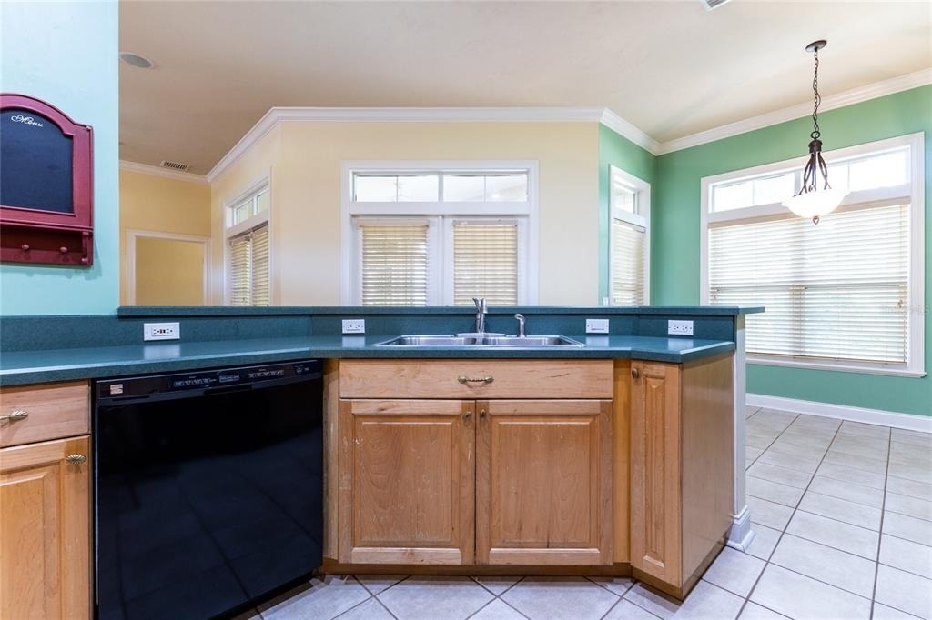 2429 Nw 93rd Street - Photo 18