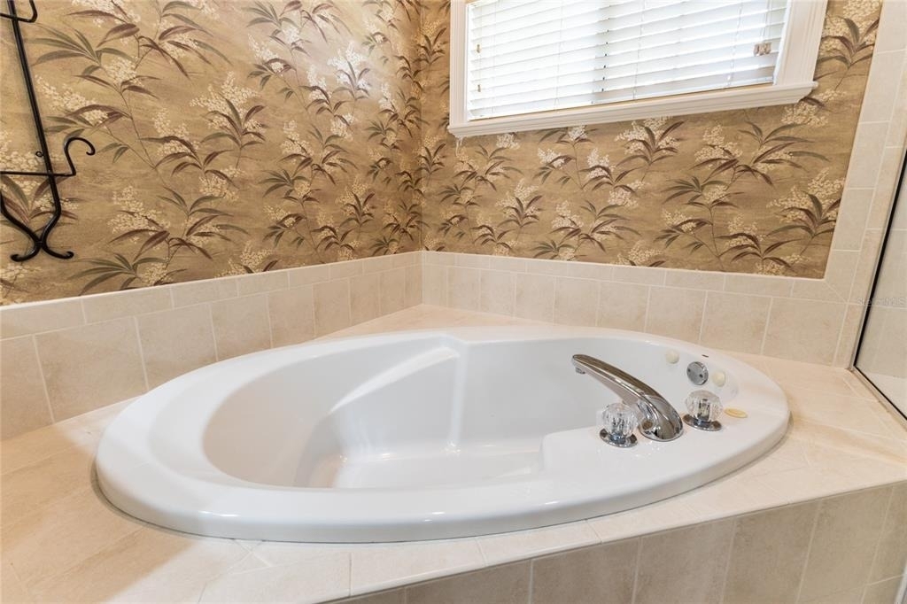2429 Nw 93rd Street - Photo 29