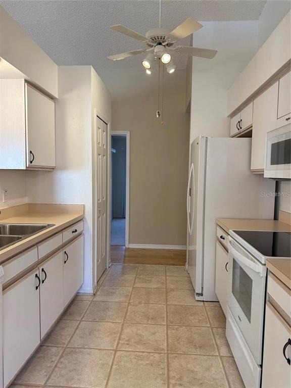 4501 River Ridge Drive - Photo 3