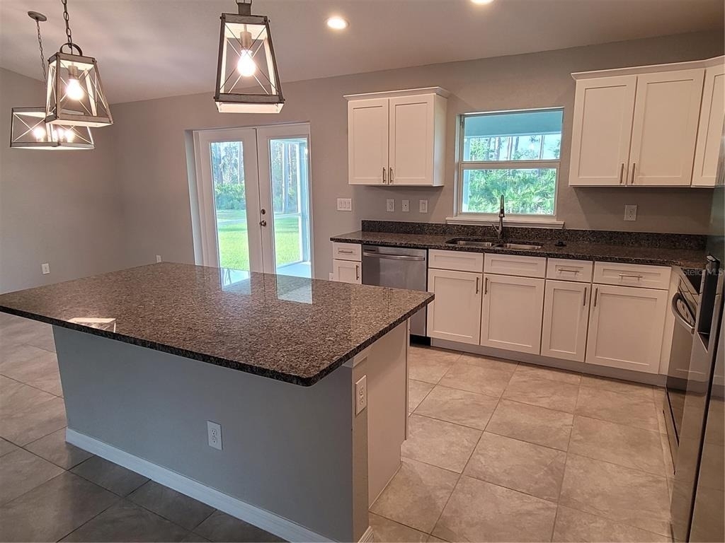 13481 Drysdale Avenue - Photo 3