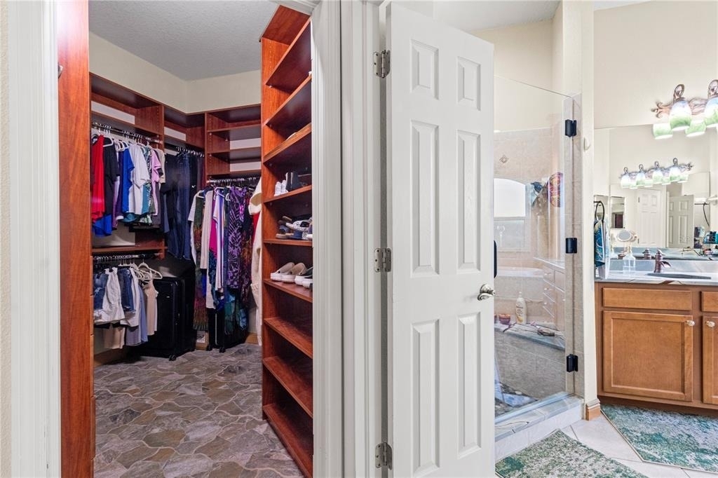 10206 Shooting Star Court - Photo 23