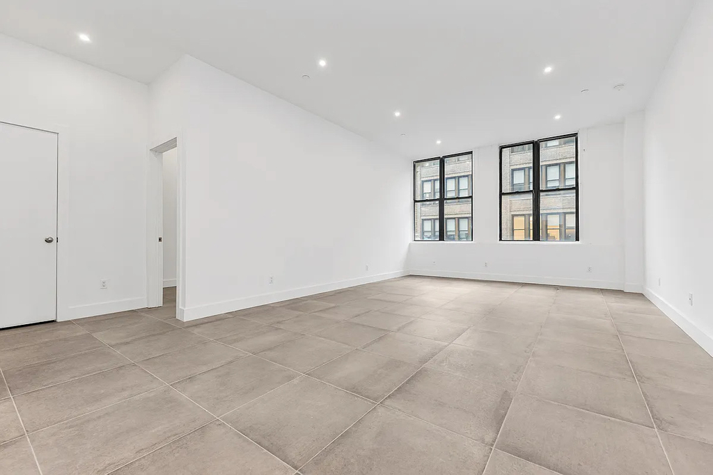 81 Willoughby Street - Photo 4