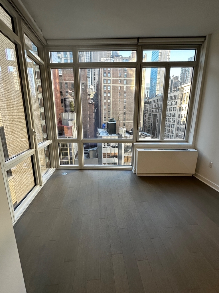 5th Avenue - Photo 9