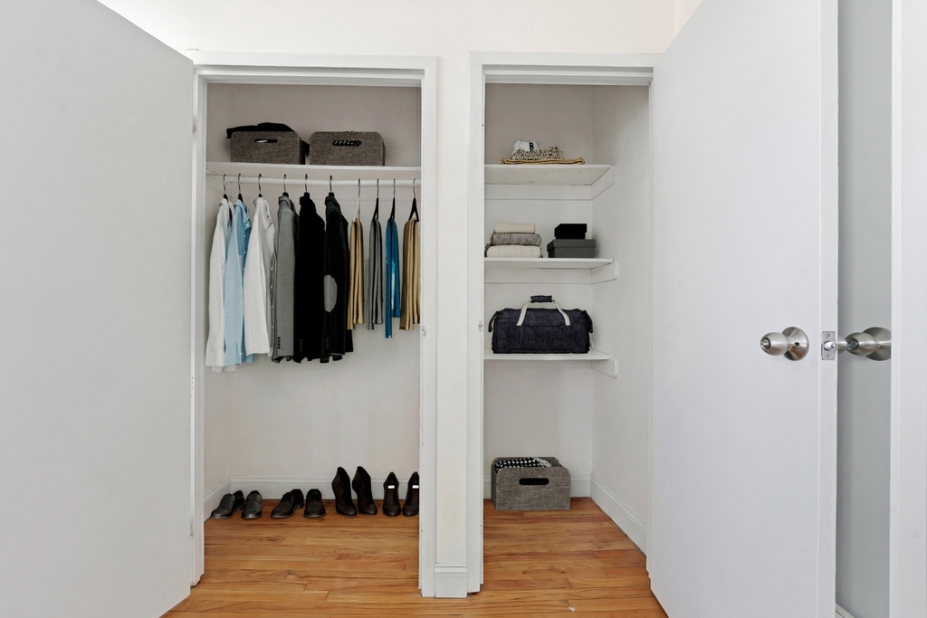 1581 Bergen Street - Photo 5