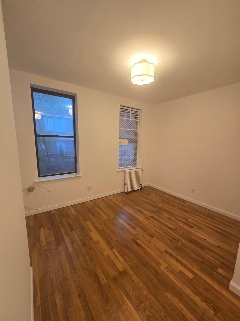 334 East 73rd Street - Photo 2