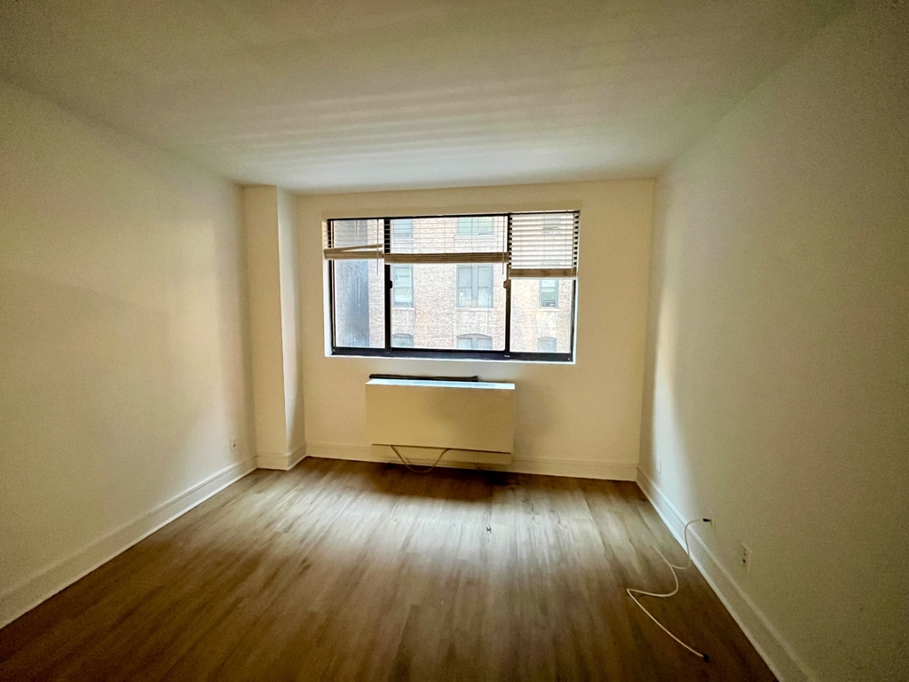 West 96th Street - Photo 2