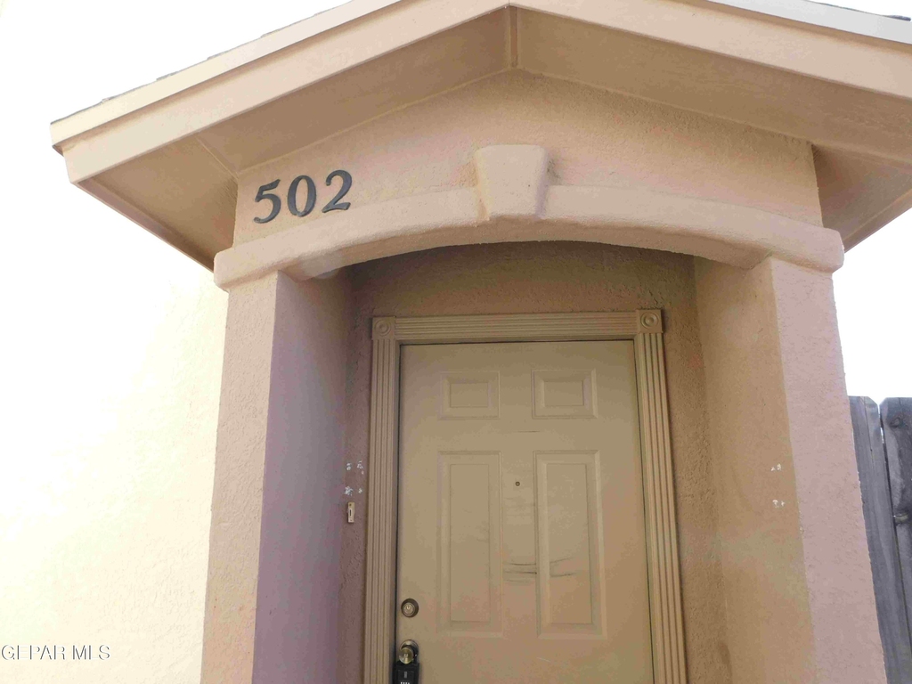 10051 Railroad Drive - Photo 3