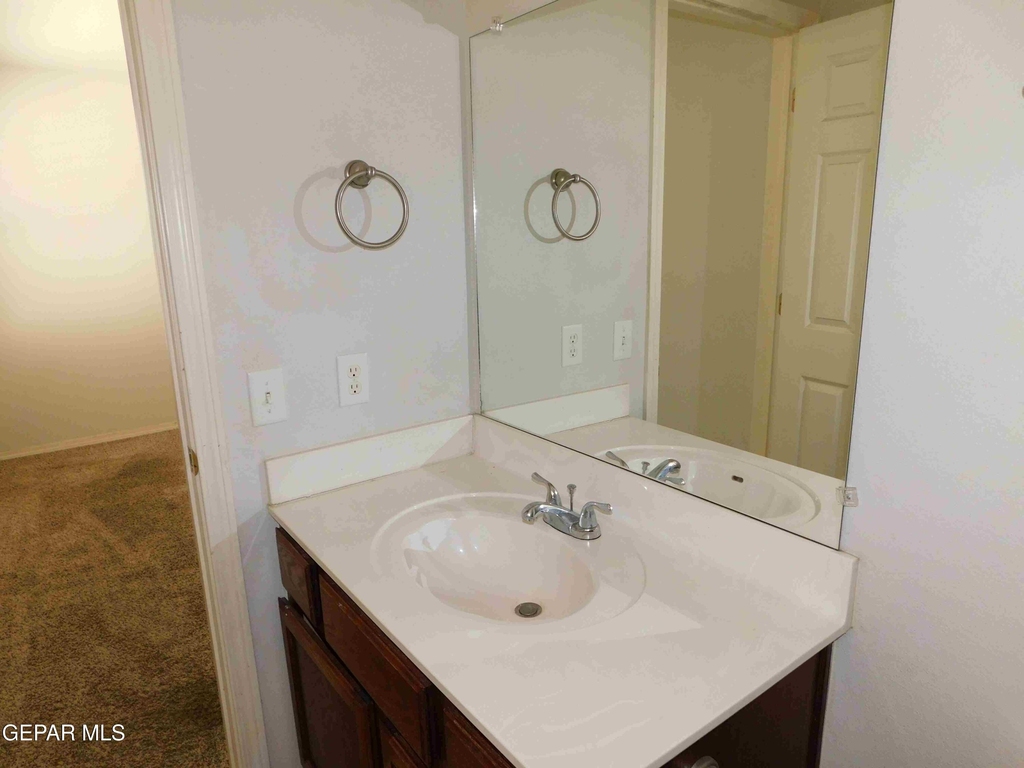 10051 Railroad Drive - Photo 17