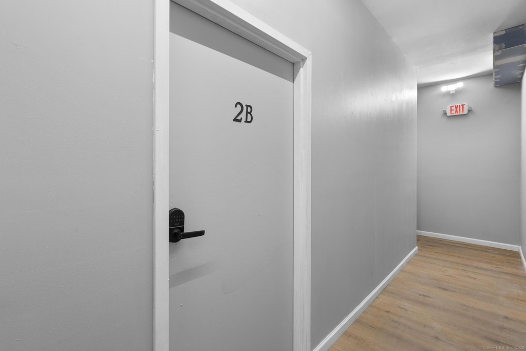 140 Grand Street - Photo 4