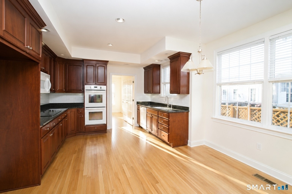 129 Park Street - Photo 1