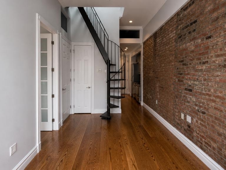 202 East 13th Street - Photo 8