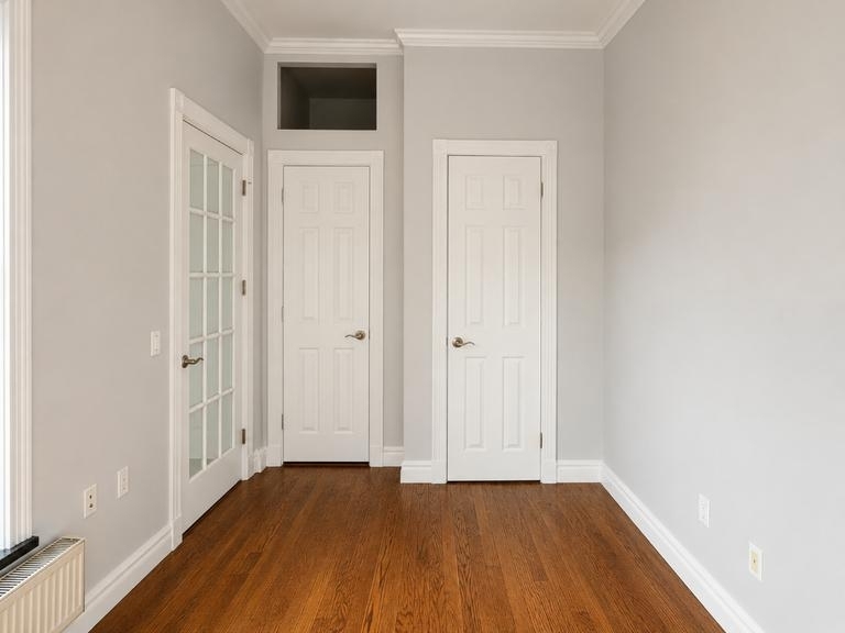 202 East 13th Street - Photo 4