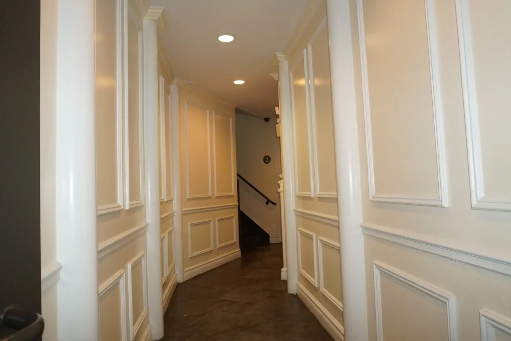 202 East 13th Street - Photo 9