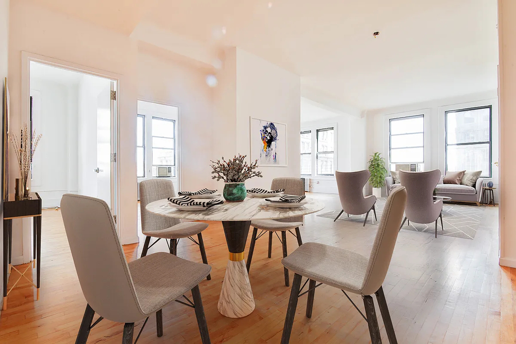 135 William Street - Photo 0