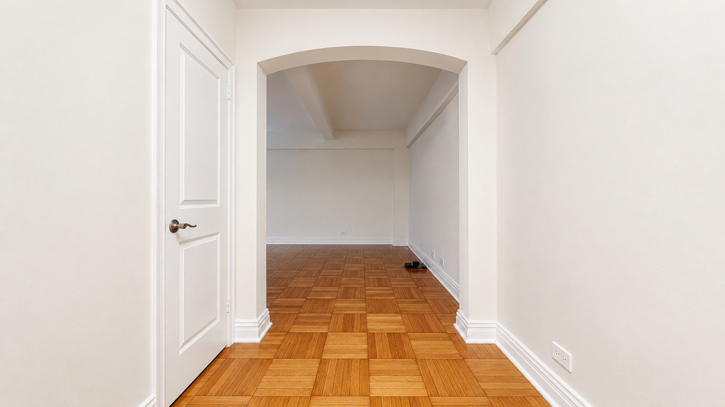 141 East 56th Street - Photo 3