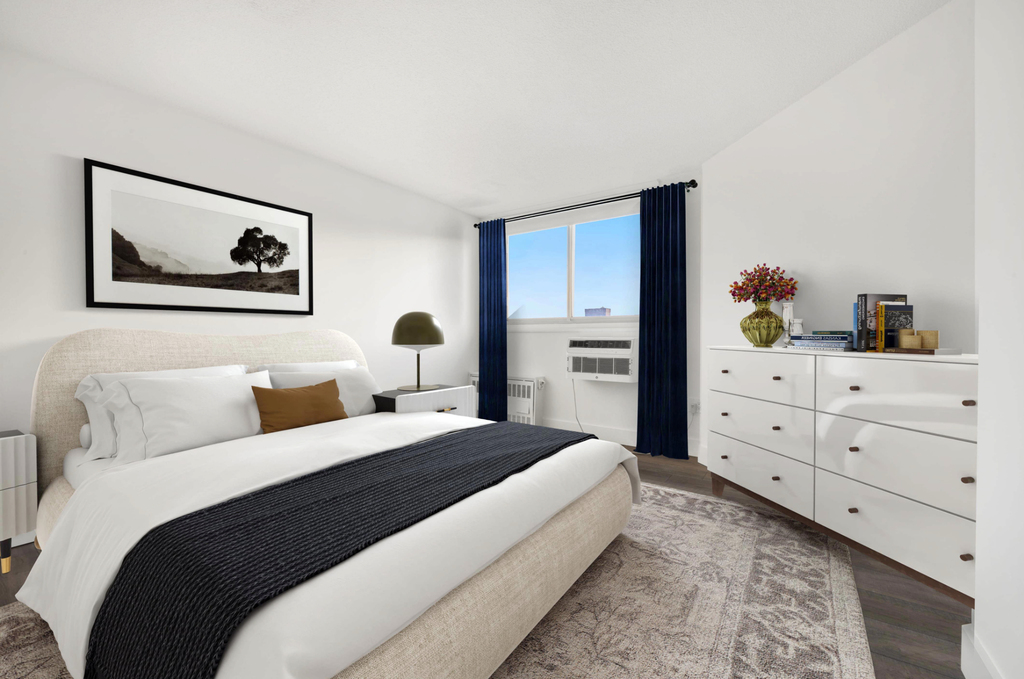 2nd Avenue - Photo 1