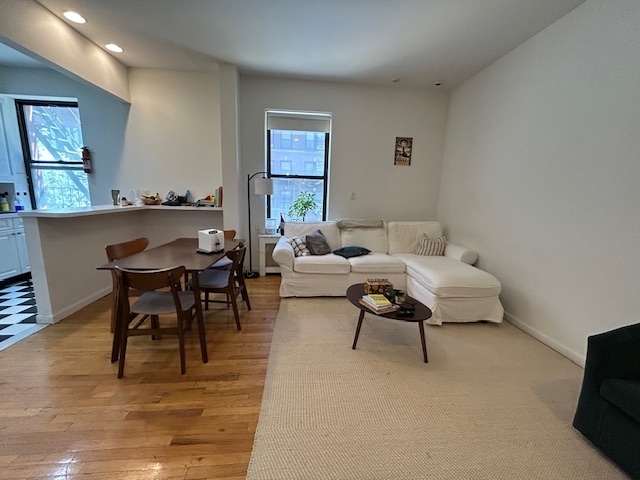 1402 Lexington Avenue - Photo 0