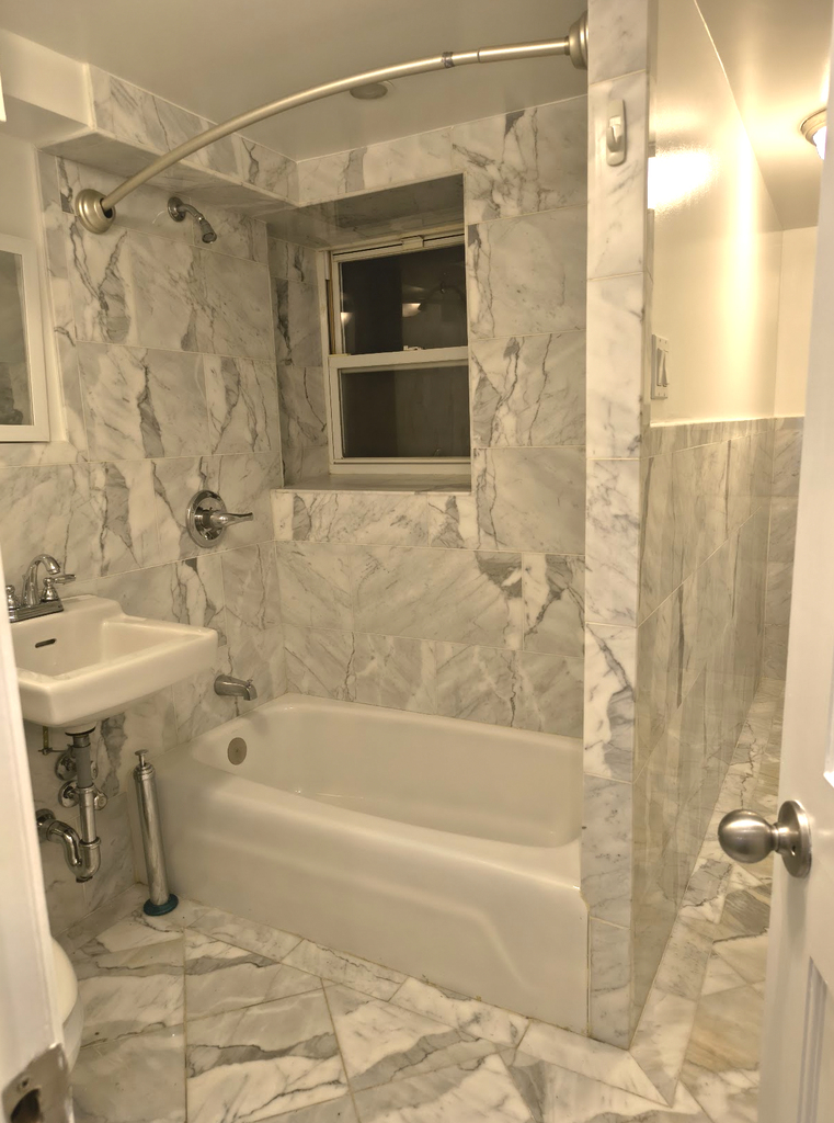 441 East 83rd Street - Photo 4